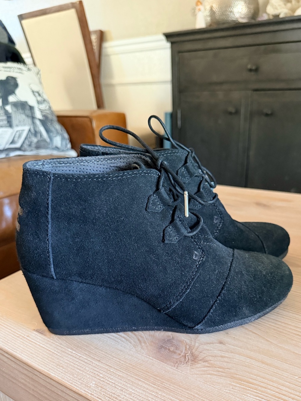 Tom’s Women’s Black Suede Wedge Ankle Boots